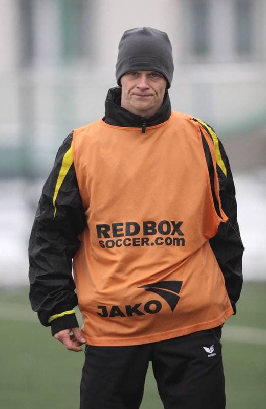 Football. Sparing. Ruch Radzionkow - LZS Piotrowka. 19.02.2011