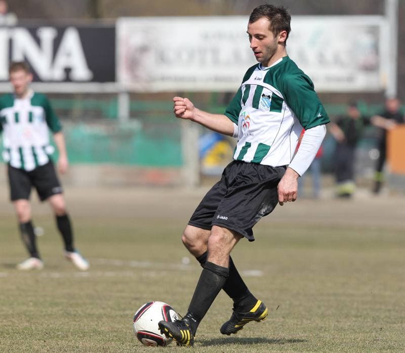 Football. II liga. ROW Rybnik - Baltyk Gdynia. 18.03.2012