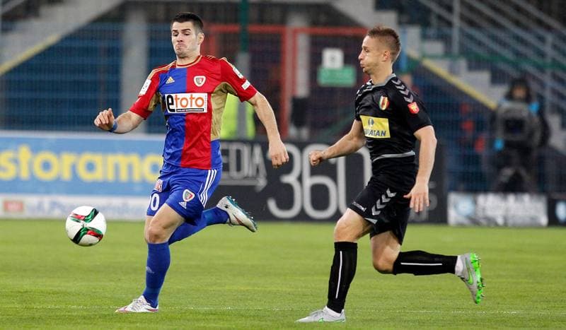 Football. T-Mobile Ekstraklasa. Piast Gliwice - Korona Kielce. 22.03.2015