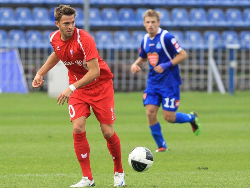 Football. Mlodziezowa Ekstraklasa. Ruch Chorzow - Gornik Zabrze. 30.08.2010