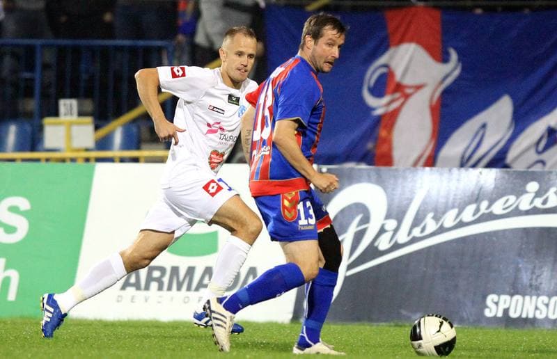 Football. Ekstraklasa. Polonia Bytom - Ruch Chorzow. 18.09.2010