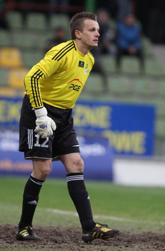 Football. Belchatow Ekstraklasa. GKS Belchatow - Gornik Zabrze. 08.04.2011