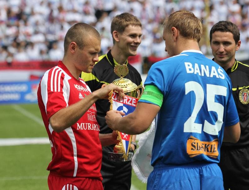 Football. I liga. Podbeskidzie Bielsko-Biala - Gornik Zabrze. 20.03.2010