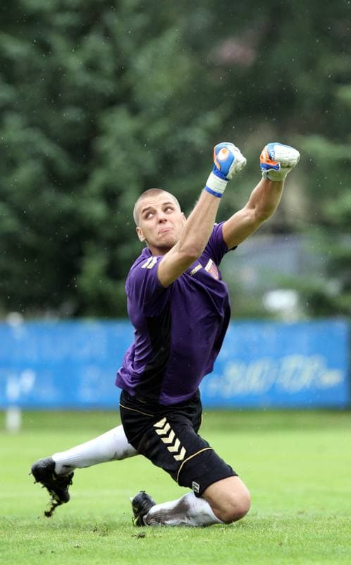 Football. Sparing. Podbeskidzie Bielsko-Biala - Polonia Bytom. 06.07.2011