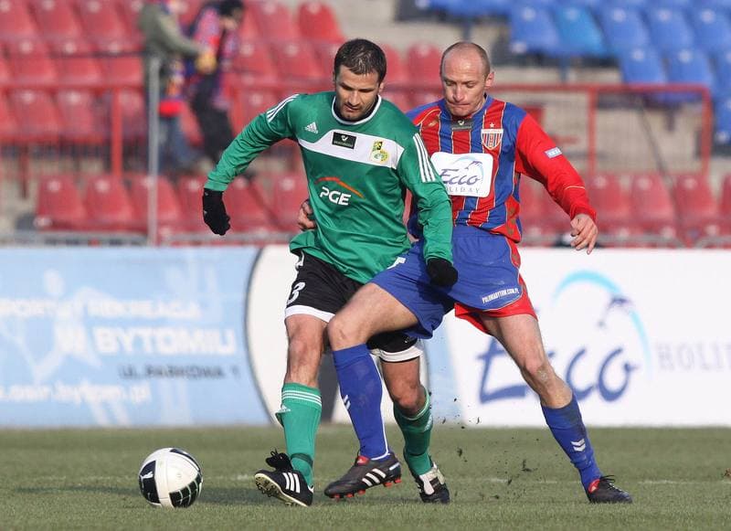 Football. Ekstraklasa. Polonia Bytom - GKS Belchatow. 26.02.2011