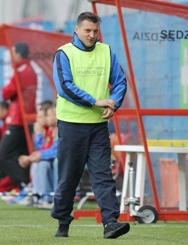 Football. Sparing. Piast Gliwice - Kolejarz Stroze. 10.03.2012