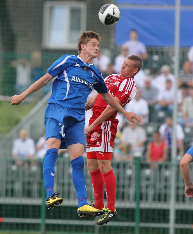 Football. I liga. Podbeskidzie Bielsko-Biala - Gornik Zabrze. 20.03.2010