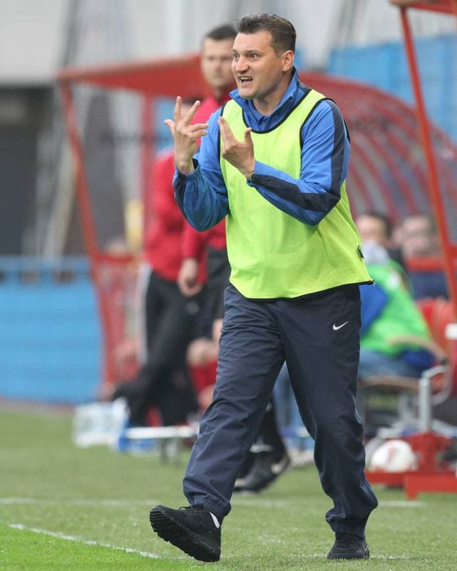 Football. Sparing. Piast Gliwice - Kolejarz Stroze. 10.03.2012