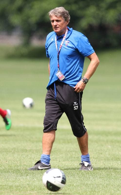 Football. Gornik Zabrze. Training. 11.01.2011