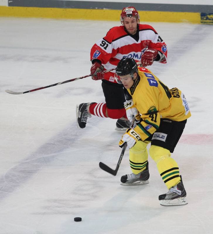 Ice Hockey. Polska Liga Hokeja na Lodzie. HC GKS Katowice - Comarch Cracovia Krakow. 02.10.2012