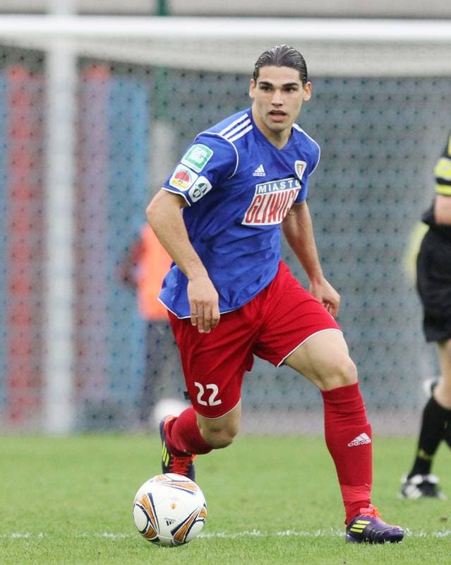 Football. I liga. Piast Gliwice - Olimpia Grudziadz. 22.04.2012