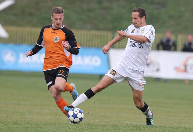 Football. II Liga Grupa Zachodnia. Rozwoj Katowice - Chrobry Glogow. 02.11.2013