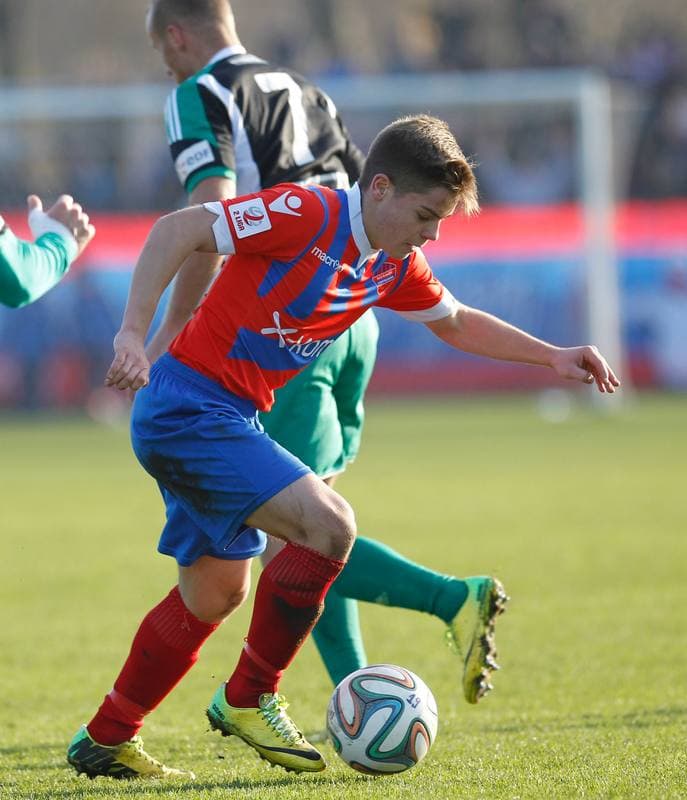 Football. II Liga. Rakow Czestochowa - Energetyk ROW Rybnik. 23.11.2014