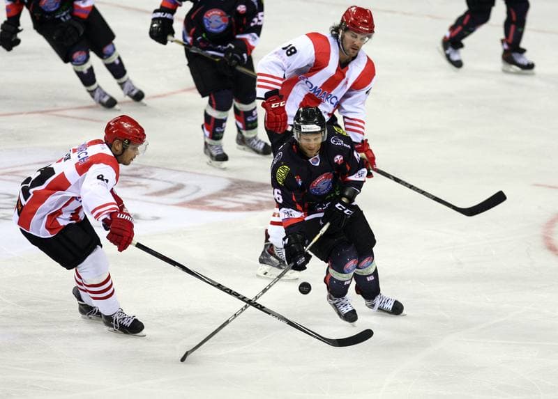 Ice Hockey. Polish Hockey Cup. Comarch Cracovia Krakow - Ciarko KH Sanok. 27.12.2014