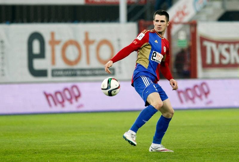 Football. PKO BP Ekstraklasa. Piast Gliwice - Cracovia Krakow. 05.12.2015