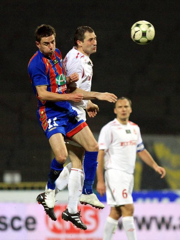 Football. Ekstraklasa. Polonia Bytom - Wisla Krakow. 20.03.2011
