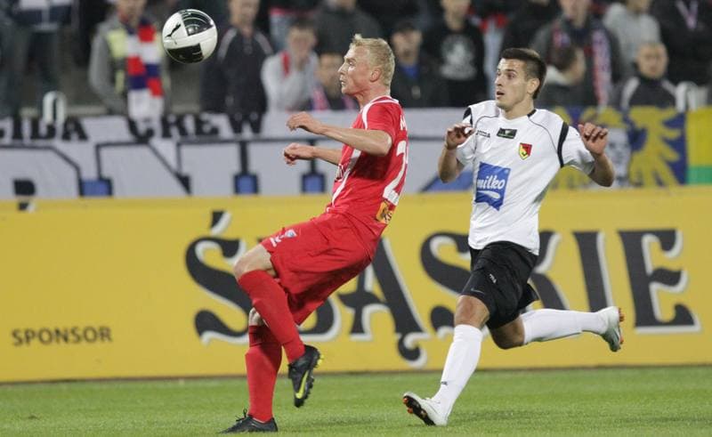 Football. T-Mobile Ekstraklasa. Gornik Zabrze - Jagiellonia Bialystok. 03.03.2013