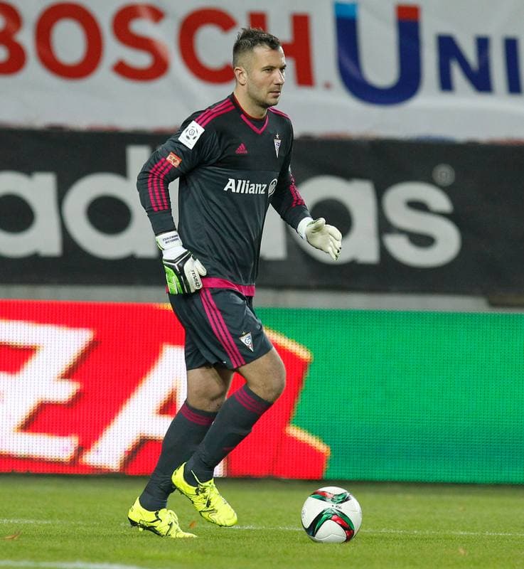 Football. PKO BP Ekstraklasa. Gornik Zabrze - Piast Gliwice. 01.12.2015