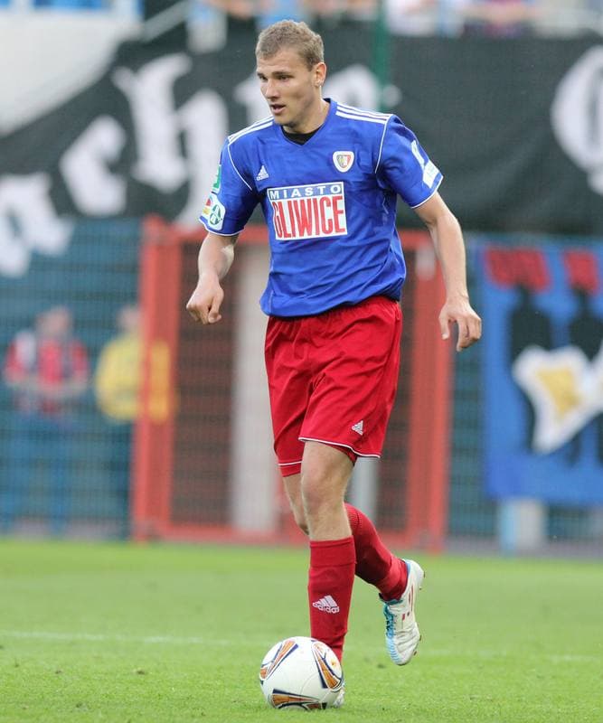 Football. I liga. Piast Gliwice - Dolcan Zabki. 09.05.2012