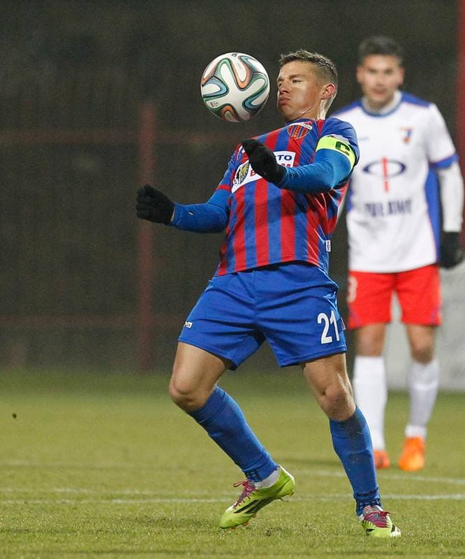 Football. II Liga. Polonia Bytom - Wisla Pulawy. 28.11.2015
