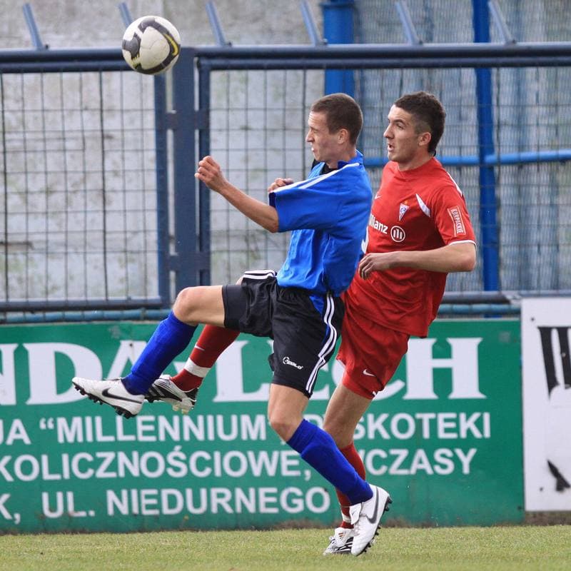 Football. Sparing. Wawel Wirek - Gornik Zabrze. 27.03.2010
