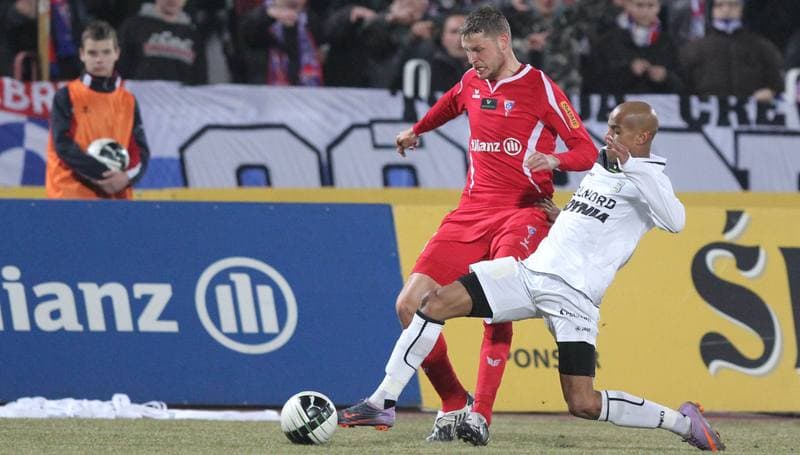 Football. PKO BP Ekstraklasa. Gornik Zabrze - Arka Gdynia. 11.03.2011