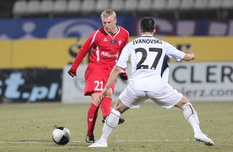 Football. PKO BP Ekstraklasa. Gornik Zabrze - Arka Gdynia. 11.03.2011