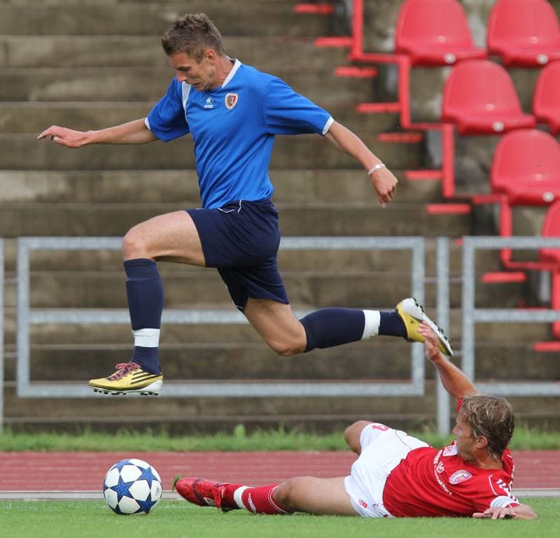 Football. Sparing. FC Fotbal Trinec - Piast Gliwice. 19.07.2011