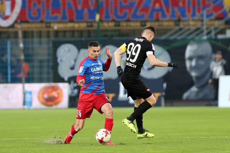Football. Lotto Ekstraklasa. Piast Gliwice - Cracovia Krakow. 18.11.2017