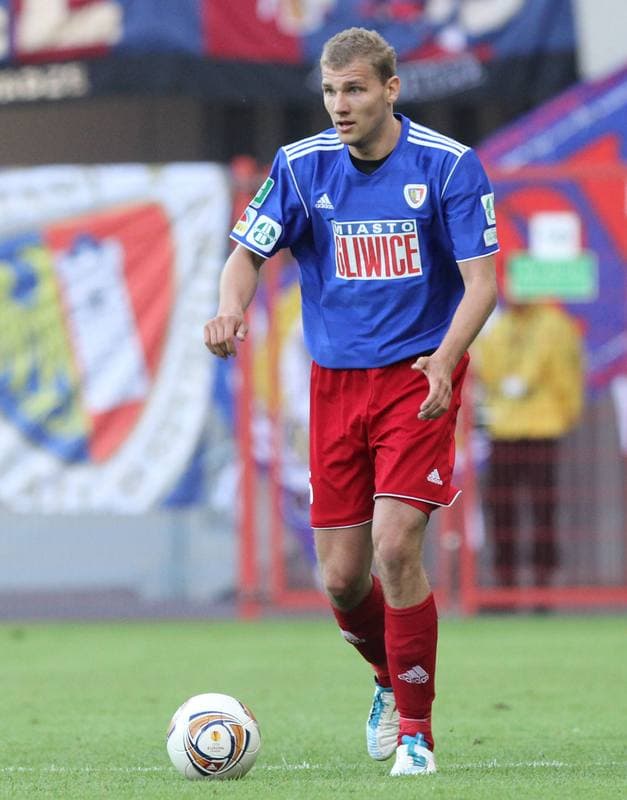 Football. I liga. Piast Gliwice - Dolcan Zabki. 09.05.2012