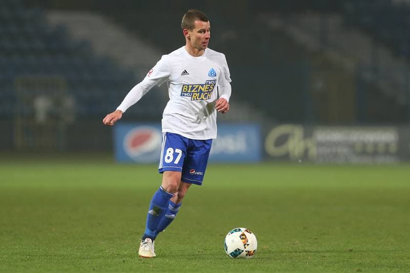 Football. II Liga. Ruch Chorzow - Gornik Leczna. 01.12.2018