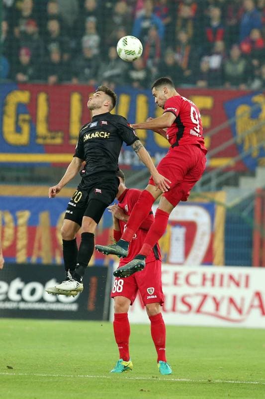 Football. Lotto Ekstraklasa. Piast Gliwice - Cracovia Krakow. 18.11.2016