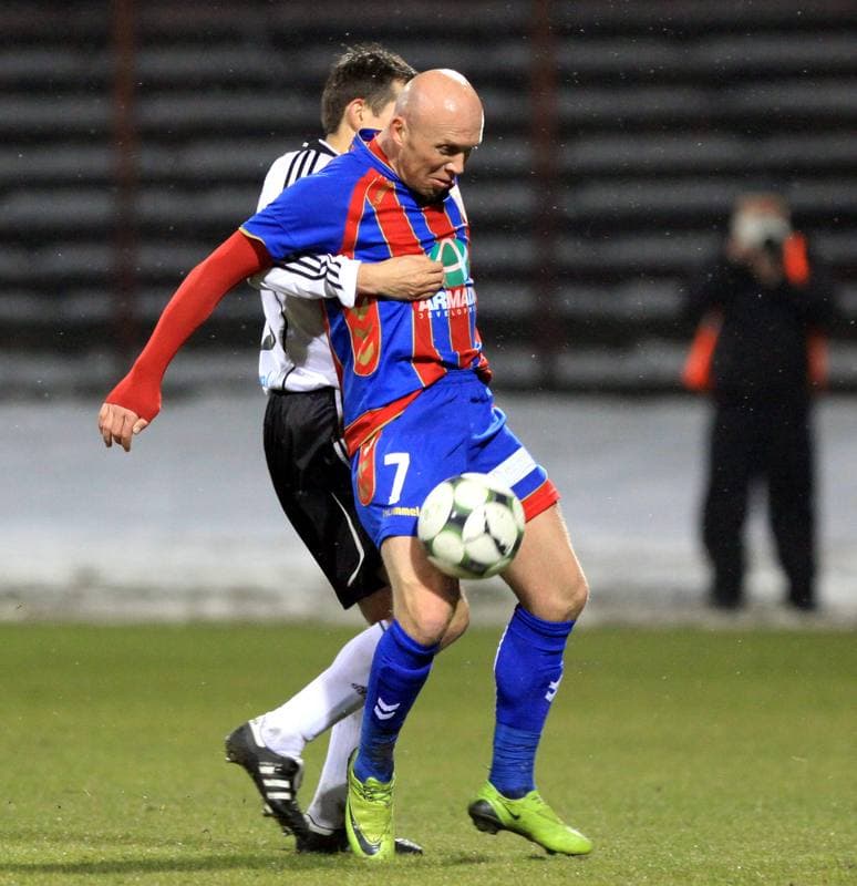 Football. Ekstraklasa. Polonia Bytom - Legia Warsaw. 26.11.2010