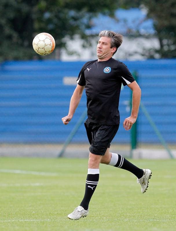 Football. Puchar Polski. Strazak Mikolow - Reprezentacja Slaska Oldboyow. 09.09.2014