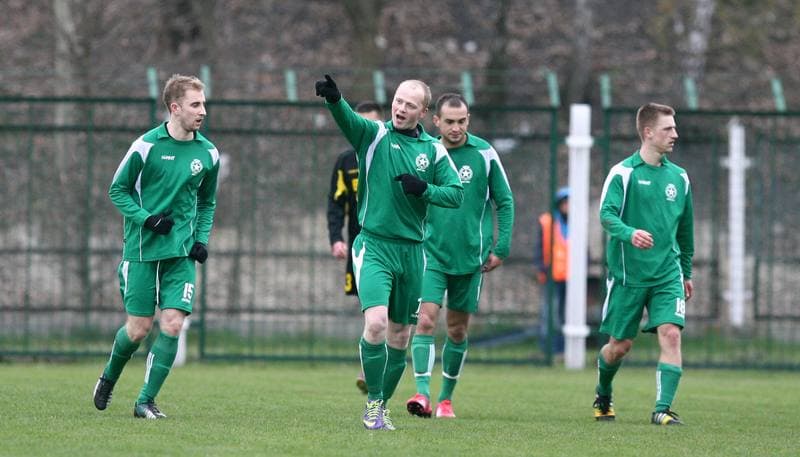 Football. III Liga. Grunwald Ruda Slaska - Skalnik Gracze. 18.04.2015