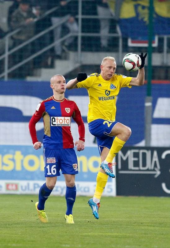 Football. PKO BP Ekstraklasa. Piast Gliwice - Ruch Chorzow. 27.11.2015
