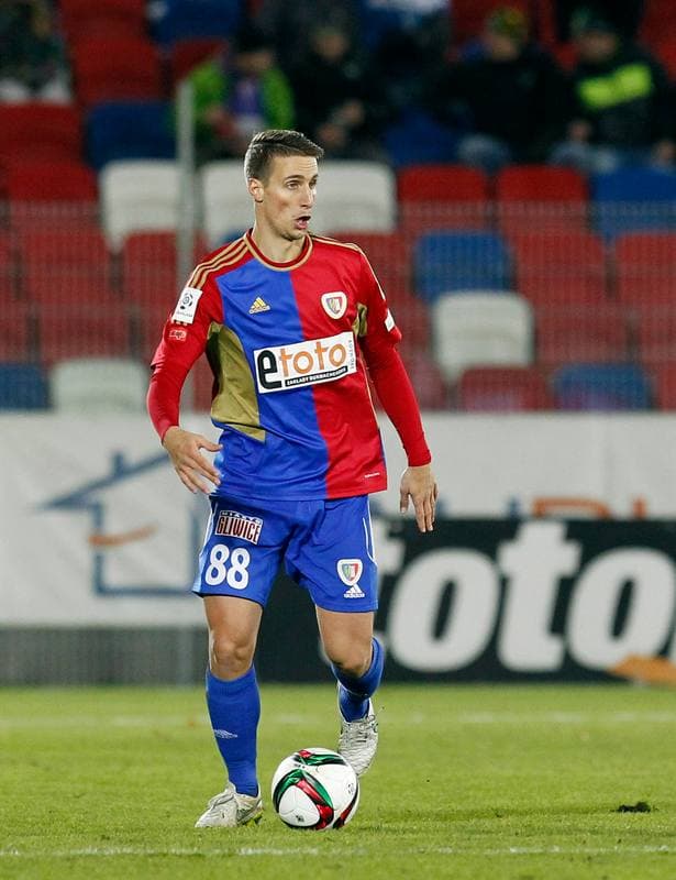 Football. PKO BP Ekstraklasa. Gornik Zabrze - Piast Gliwice. 01.12.2015