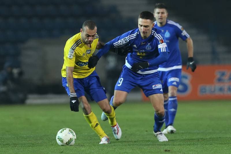 Football. Lotto Ekstraklasa. Ruch Chorzow - Arka Gdynia. 05.12.2016