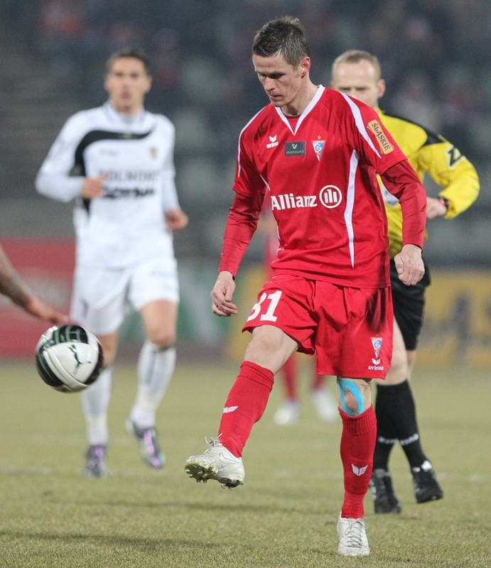 Football. PKO BP Ekstraklasa. Gornik Zabrze - Arka Gdynia. 11.03.2011