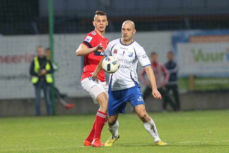Football. Nice I Liga. MKS Kluczbork - Gornik Zabrze. 01.04.2017
