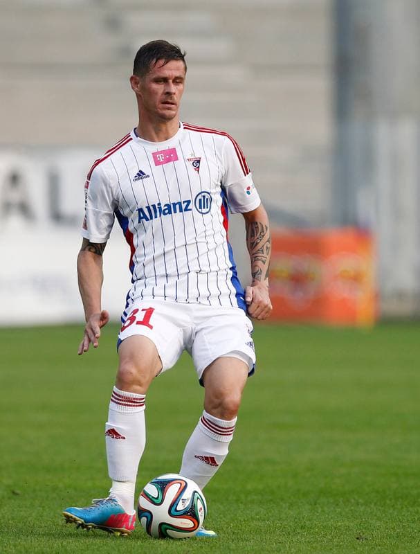 Football. PKO BP Ekstraklasa. Gornik Zabrze - Piast Gliwice. 01.12.2015