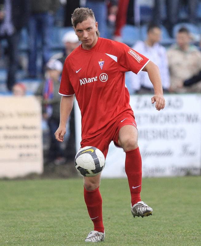 Football. Sparing. Wawel Wirek - Gornik Zabrze. 27.03.2010