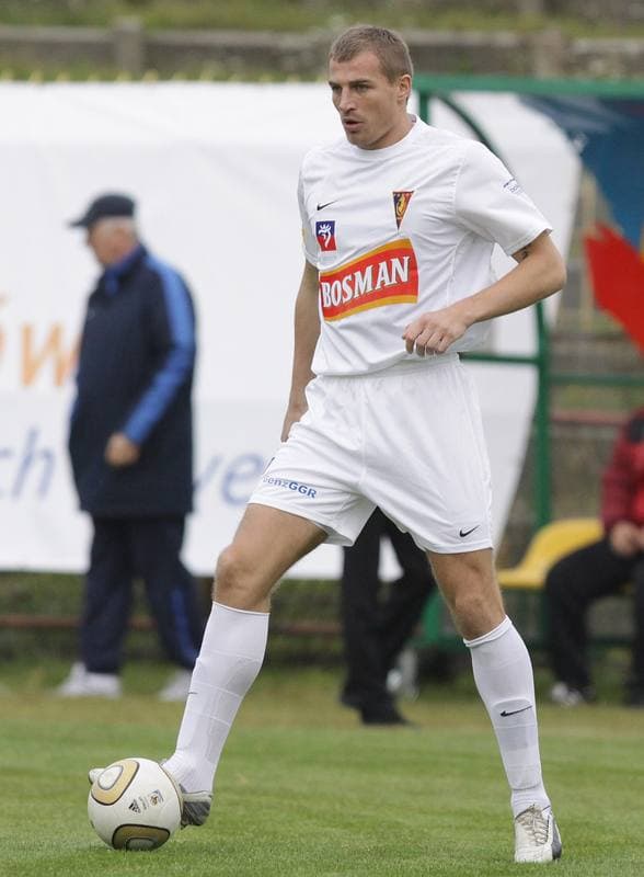 Football. Bytom I liga. Ruch Radzionkow - Pogon Szczecin. 16.10.2010