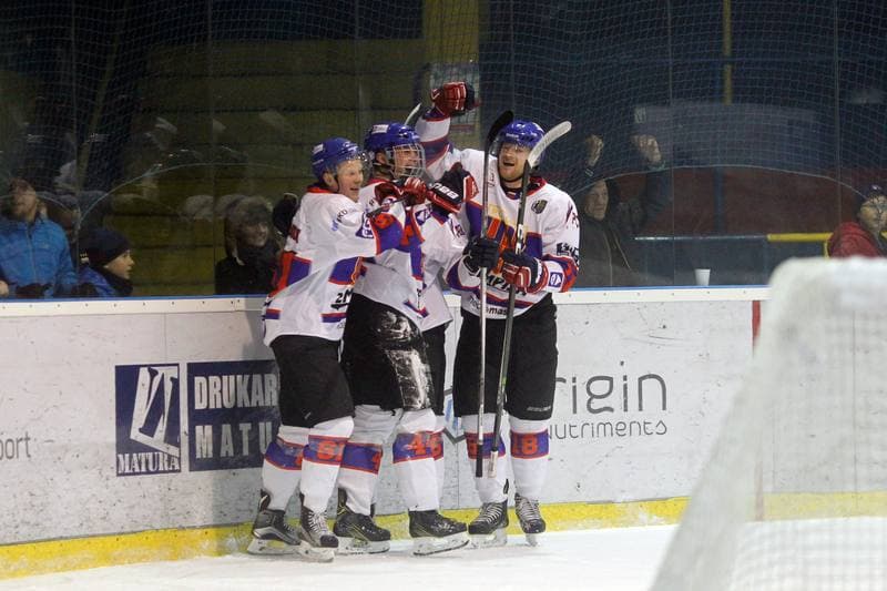 Ice Hockey. Polska Hokej Liga. Tempish Polonia Bytom - Comarch Cracovia Krakow. 09.12.2016