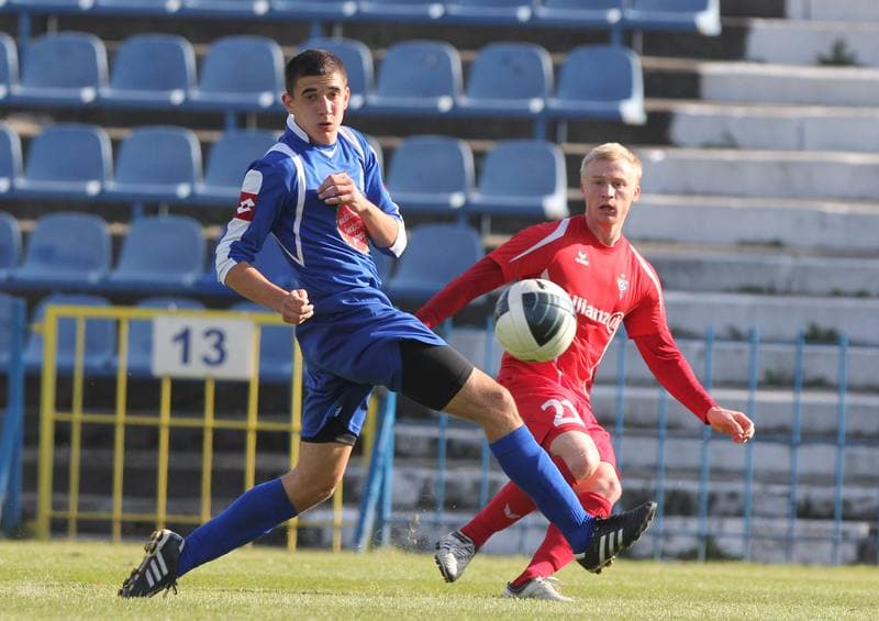 Football. Mlodziezowa Ekstraklasa. Ruch Chorzow - Gornik Zabrze. 30.08.2010