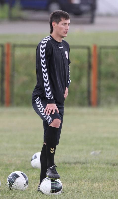 Football. Polonia Bytom. Training. 05.01.2011