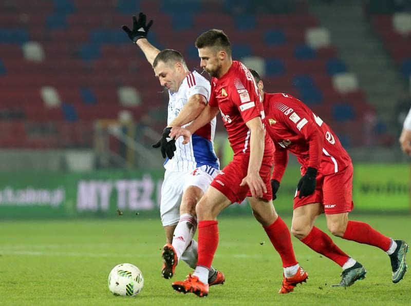 Football. Ekstraklasa. Gornik Zabrze - Lechia Gdansk. 13.03.2016