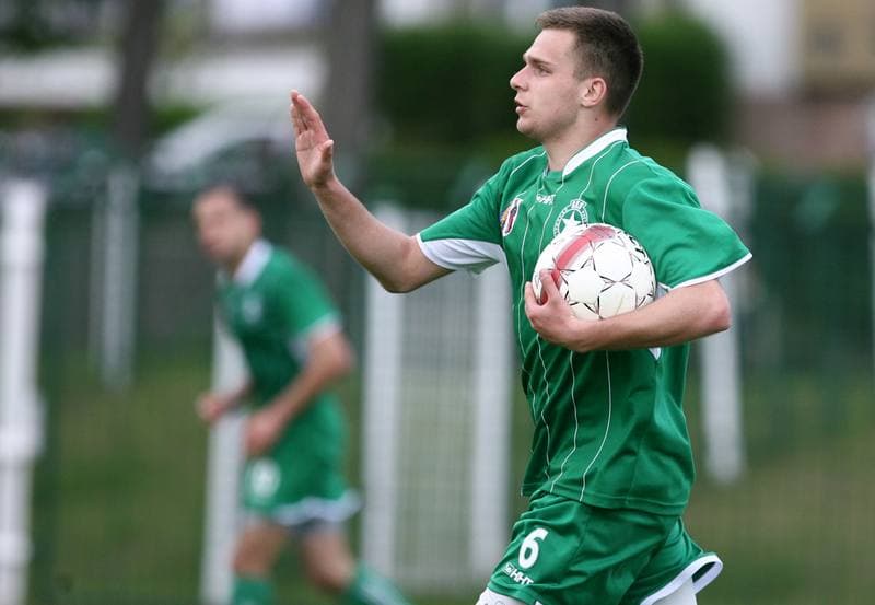 Football. III Liga Opolsko Slaska. Grunwald Ruda Slaska - Szombierki Bytom. 09.05.2015