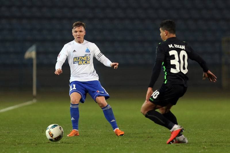 Football. II Liga. Ruch Chorzow - Gornik Leczna. 01.12.2018