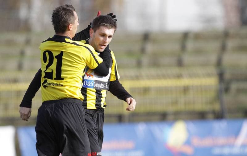 Football. I liga. Ruch Radzionkow - Gornik Leczna. 13.11.2010